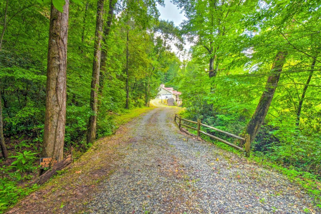 Cozy Riverside Dahlonega Home With Kayaks And Fire Pit Exterior foto